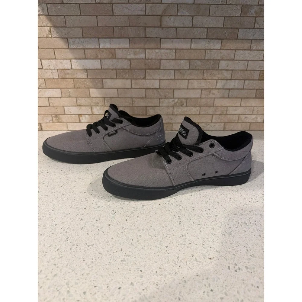 Etnies Skate Shoes Gray Black Men's Size 9‎ Skateboard Sneakers
